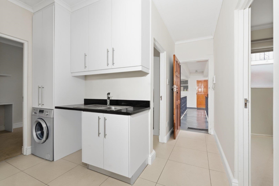 3 Bedroom Property for Sale in Rondebosch Village Western Cape
